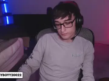 18yrboyhot — SHIRT OFF + 15 MIN JERK [250 tokens left] #18 #young #teen #horny #straight #bigcock