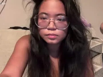 1sophiasinclair — hangout w/ me :)  #new #asian #natural #cute #petite