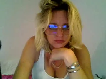 _ava__may_ — Freechat on Chaturbate