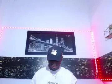 _black_stallion — Can you empty 8.25 inches of #bbc? Prove it! Make me cum in my #cuckold #bigcock #latino #bigass [1000 tokens remaining]
