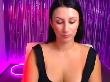 _emma_lay — GOAL: make my happy [635 tokens remaining] Welcome to my room! #tan #nonude #lovense #shy #cute