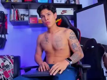 _massimo_02 — Come with me and enjoy a milk run #bigcock #twink #cum #latino #uncut [777 tokens remaining]