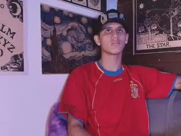 _realwav — GOAL: hi wav <3 [10 tokens remaining] Welcome back devil  #young #bigcock #cum #party #twink