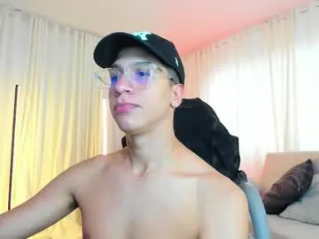 _sahhir — GOAL: play w cock [111 tokens remaining] Welcome to my room! #teen #bbc #findom #gay #hairy
