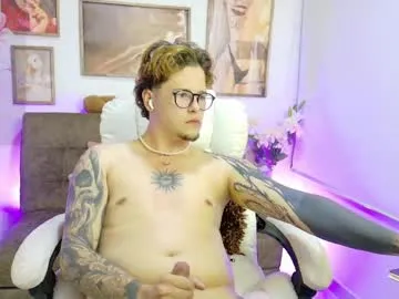 _tyleer_ — Oil in body [40 tokens left] #new #cum #tattooed #smallcock #blowjob