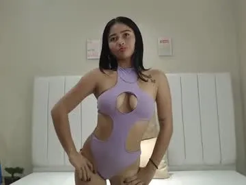 _zoe_69 — GOAL: Oil show and total naked [236 tokens remaining] Welcome to my room! Every Saturday we will choose a different show together you and I  #bigboobs #skinny #latina #shy #new