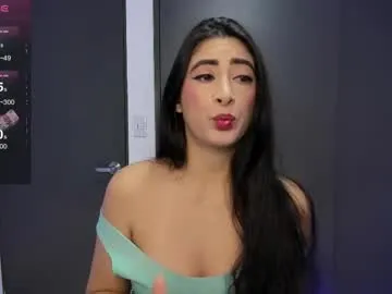 aandreamartinez1 — GOAL: show pussy [30 tokens remaining] hi welcome to my roommy favorite number is 11  #anal #c2c #tits #natural  #feet