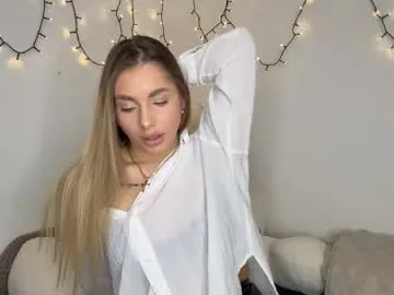 adelwhisper — Welcome to my room! I'm new here! - Goal: I'll take off my panties on air for the first time.  [661 tokens left] #new #teen #18 #blonde #natural