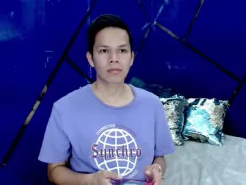 adrian_boy22 — Freechat on Chaturbate