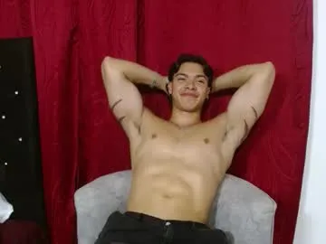 adriel_escalante — Freechat on Chaturbate