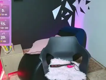 agatathompson —  Sexy party Time | Drink, Laugh & Play With Me  - Goal: cigarette show +oil in the tits #mature #bbw #anal #lovense #smoke