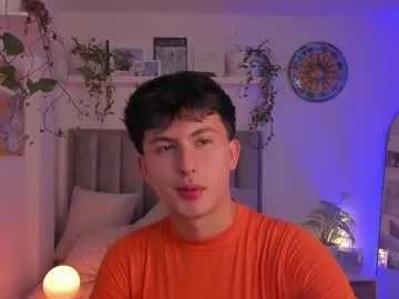 aidan_hale — Aidan_hale's room #cum #lovense #teen #bigcock #latin