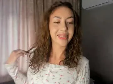 aikomachacek — My cute meow for a start Hey kittens i'm Emma and i'm new here! #18 #new #teen #young #natural [23 tokens remaining]