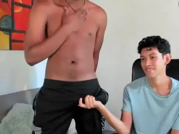alan_scot — GOAL: Face fuck with a big cum and a wet kiss [1500 tokens remaining] Welcome to our space friend! #bigass #ebony #gay #latino #bbc #twink