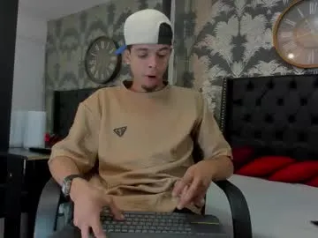 alan_smithy — SHIRT OFF [35 tokens left] #new #bigcock #bigdick #straight #bigballs