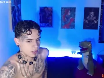 alex_rockstar — GOAL: SHOW CUM [999 tokens remaining] Welcome to my room!  #bigcock #ass #master #latino #gay #18