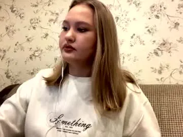alfrediacancer — Goal: (   I get completely naked and fuck my holes   )   Hello guys ^my name is Kate Welcome to my room its my first day here ^ #new  #18 #natural #shy #bigboobs [111 tokens remaining]