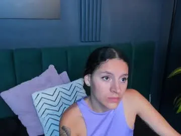 aliceandsia — Freechat on Chaturbate