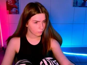 aliceinredsquare_'s avatar