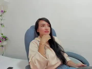 allison_bustamante — Make me cum #latina #bigass #young #sexy #glasses [470 tokens remaining]
