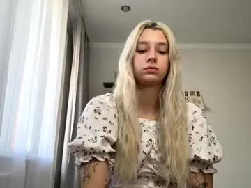 almetazorc — Goal : Spank my big, soft butt - I'm Ruby, a friend of Kate #little little #shy about my #smalltits because I'm #18, I'm the #young #new girl here [25 tokens remaining]