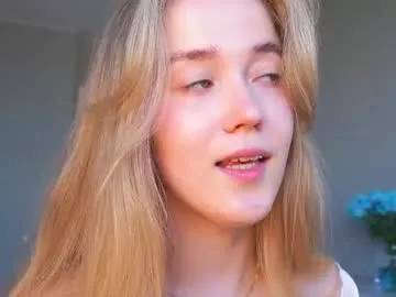 aluntick — GOAL: lie on the floor and squeeze cheeks of my butt [288 left]   #shy #bigass #18 #teen #new Shall we have some fun?