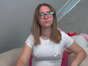 amalialambert — welcome!^^ #nonude #teen #feet  #femdom #findom