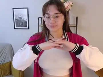 andrea__ellis — GOAL: PLay with my hair + eye contact [41 tokens remaining] Welcome to my room! I`m Sofi, 1st day here! ^^ #new #18 #bbw #bigboobs #teen