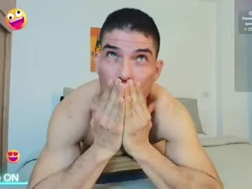 andrewstelee — #cum #bigcock #muscle #feet #cumshow MI CUM VERY HOT [1000 tokens remaining]