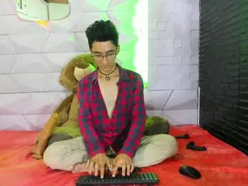andyuoswald — Cum and toy show #new #dildo #masturbation #young #natural #cum [666 tokens remaining]