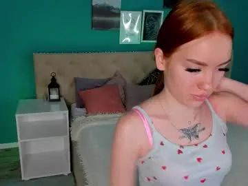 anitalawson — A welcome kiss [5 tokens left] Hello everyone This is my first stream on this site! Wish me luck!  #new #shy #skinny #18 #bigass