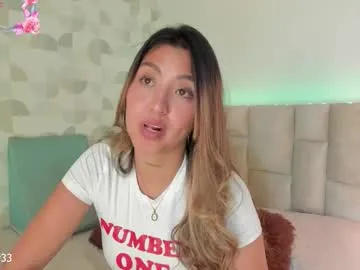 anna_loveu — GOAL: dance sexy in panties [222 tokens remaining] I was missed?   #latina #bigass #teen #daddy #tease