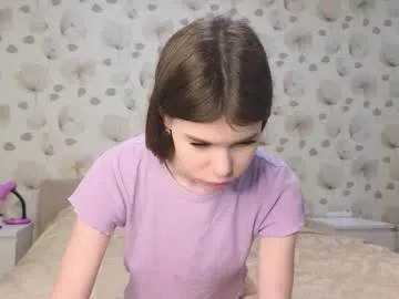 annabel_themoon — GOAL: Sexy Dance [199 tokens remaining] Welcome to my room! #feet #tits #shy #lovense #new