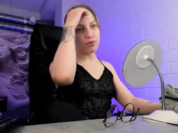 aphexqueen — this room for admirers of true feminine strength and beauty #findom #goddess #femdom #feet  #cei #worship #cbt