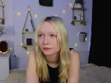 arcticaryder — GOAL: Sexy Mil _^ Im Jenny, my first days here #18 #new #smalltits #teen #natural [86 tokens remaining]