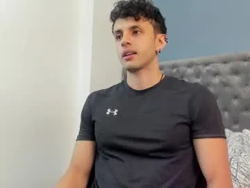 ariasaadeh — Flex In underwear [126 tokens remaining]