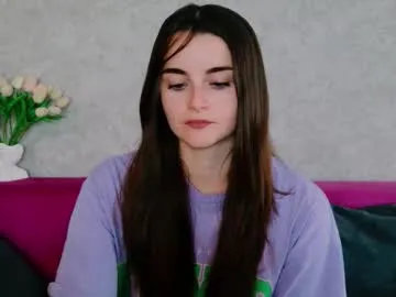 arielstonks_lovee — I'm Lana, glad to welcome you to my room! #feet  #nonnude #mistress #beauty #young