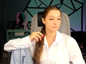 arielsykes — GOAL: sucking on a lollipop [300 tokens remaining] Welcome to my room! #18 #nonude #fit #feet #muscle