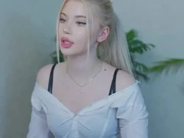 ashleyniko — Hello! Im Ashley, welcome! Goal:wink for you #new #shy #blonde #feet [5 tokens remaining]