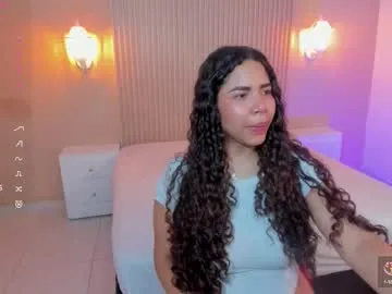 ashlyviper9 — Naked  [49 tokens left] OMG My First Lucky Day  #new #bigboobs #bigass #teen #squirt