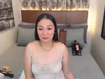 asianhotjasmin — hey #daddy your #asian #milf #mistress #bigbutt [916 tokens remaining]