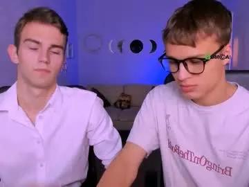 astren_villo — GOAL: take off shirt [100 tokens remaining] Welcome to my room! #muscle #young #abs #slave #sexy