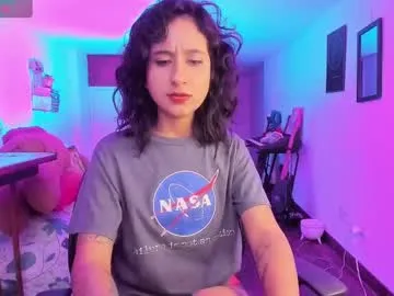 atenea_dragon__ —  GOAL: flash tits  [35]  #natural #skinny #feet #latina #smalltits