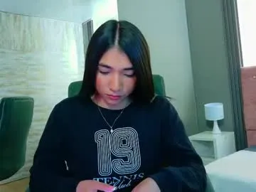 aurora_jones1 — 'CrazyTicket' says: Hidden Cam show has ended.  Type /cmds to see all commands.
