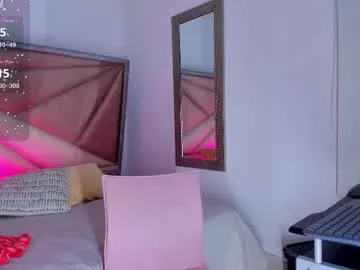 barbaraknox_ — -Woke up horny, help me cum  Be sure to follow and vote thumbs up! #bbw #curvy #latina #natural #bigtits
