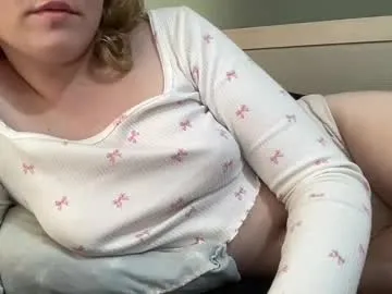 betteketty — if you like me  #teen #shy #bigtits #bigass #pvt [499 tokens remaining]