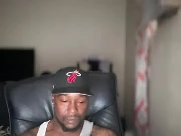 bigbackwoodcali — Freechat on Chaturbate
