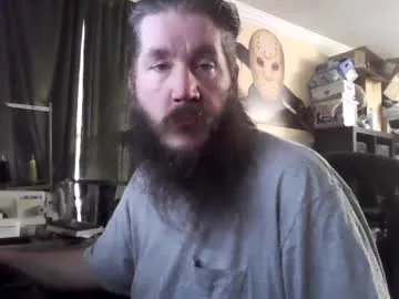 bihusband40 — shirt off [49 tokens remaining] #beard #male #chat