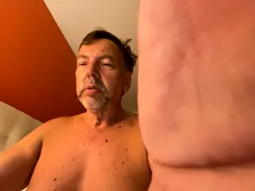 bobfromnc621441 — Freechat on Chaturbate