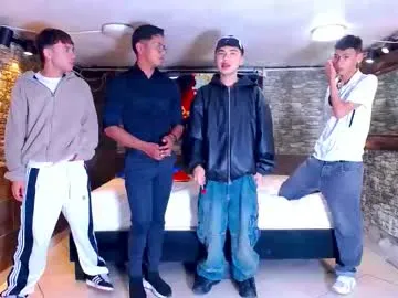 boschcz — Show Cum #latino #cum  #young  #bigcock #bdsm #saliva #new #18 #feet #twink [2000 tokens remaining]